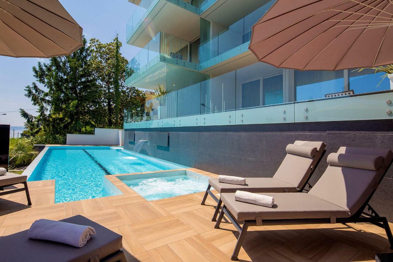 Deluxe Apartments Opatija Exterior foto