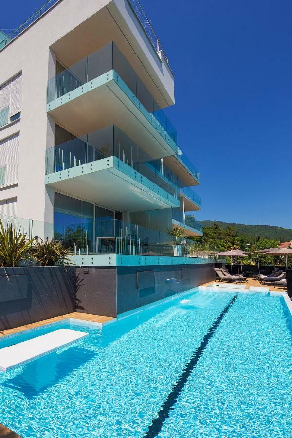 Deluxe Apartments Opatija Exterior foto