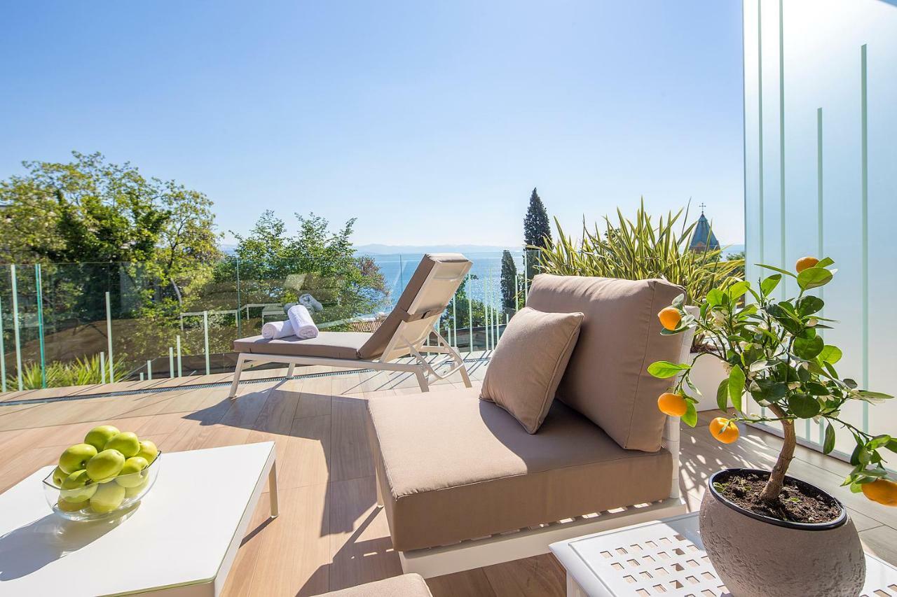 Deluxe Apartments Opatija Exterior foto